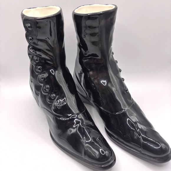 Set of 2 Glass Granny Victorian Gothic Boot Vases Painted Black Vintage 7" - Picture 1 of 5